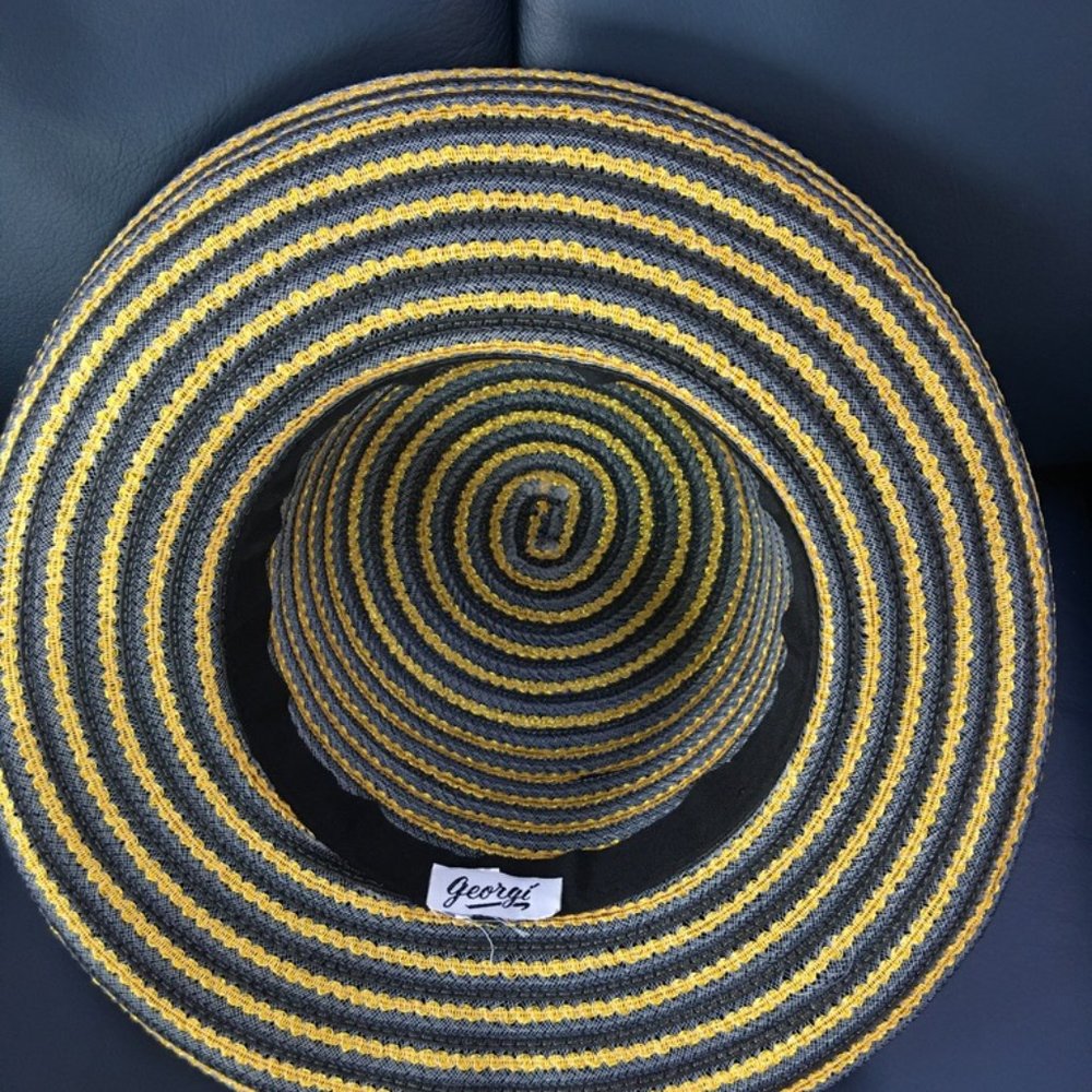 SALE! Flattering GEORGI Rimmed Hat - Picture 8 of 9